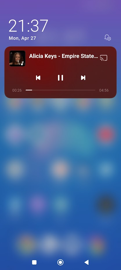 Lock screen playback controls
